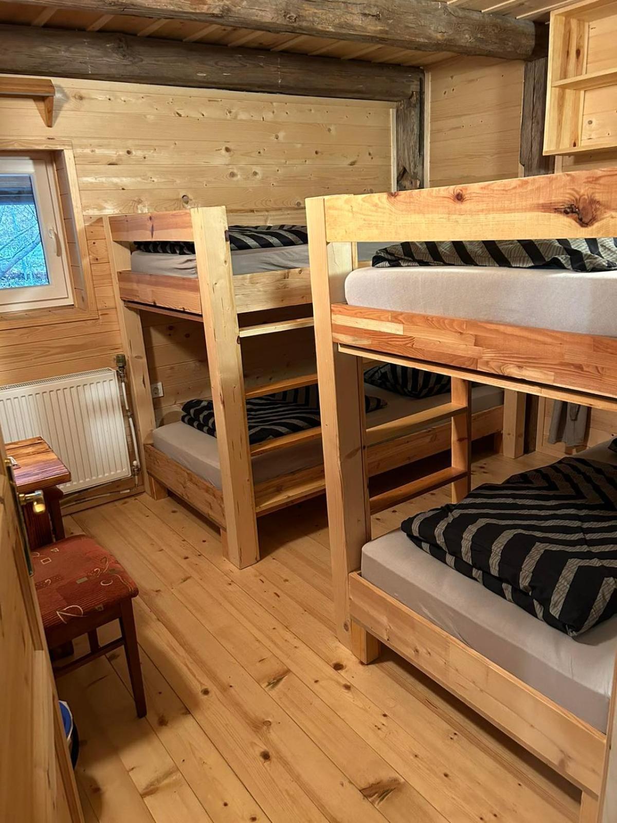 Гостевой дом House Jaro & Camp Jaro Веленье Экстерьер фото